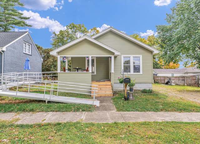 Property at 1115 W Hill St, Urbana, IL 61801, 2 beds, 1 bath