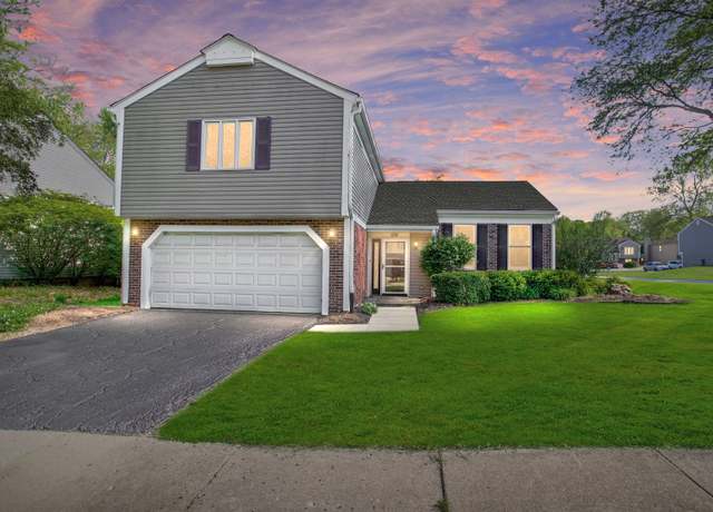Property at 136 Sherman Ct, Bartlett, IL 60103, 3 beds, 2.5 baths