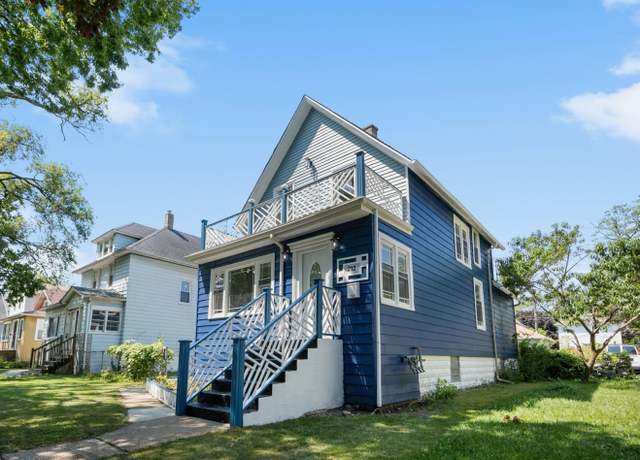 Property at 212 S 11 Ave, Maywood, IL 60153, 5 beds, 3 baths