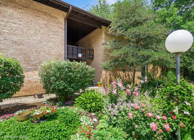 Property at 5536 E Lake Dr Unit 68-C, Lisle, IL 60532, 1 bed, 1 bath