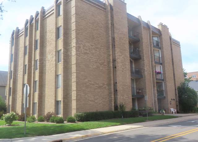 Property at 550 Ida St Unit 2NW, Des Plaines, IL 60016, 2 beds, 2 baths