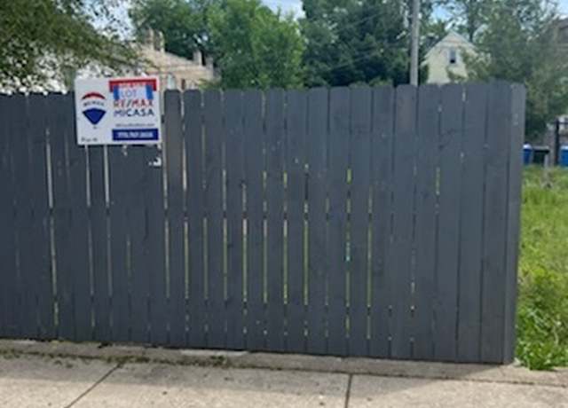 Property at 2617 W Luther St, Chicago, IL 60608
