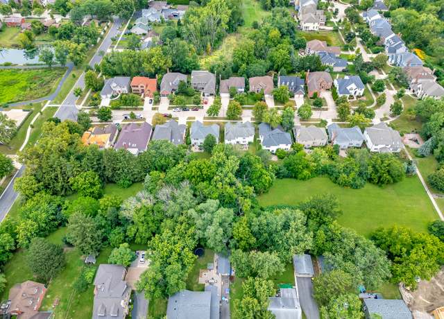 Property at 5725 S Wilmette Ave, Westmont, IL 60559