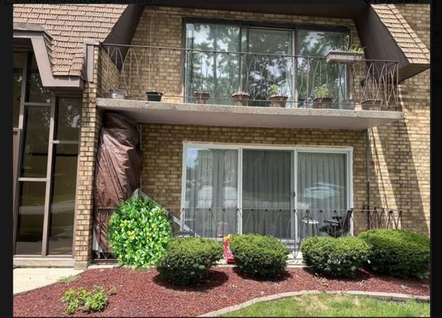 Property at 7004 99th St #103, Chicago Ridge, IL 60415, 2 beds, 2 baths