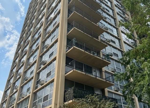 Property at 6730 S South Shore Dr #302, Chicago, IL 60649, 1 bed, 1 bath