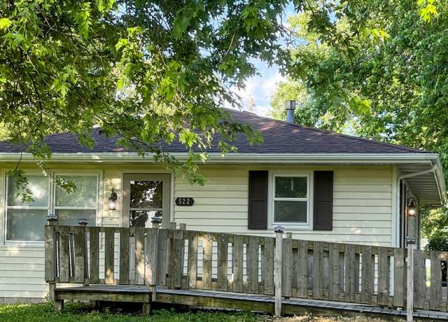 Property at 522 N 3rd Ave, Chenoa, IL 61726, 3 beds, 1 bath