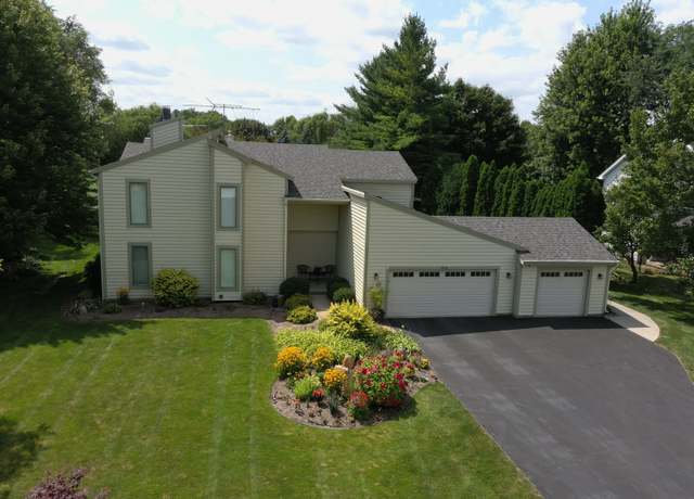 Property at 158 Goldeneye Ln, Bloomingdale, IL 60108, 4 beds, 5 baths