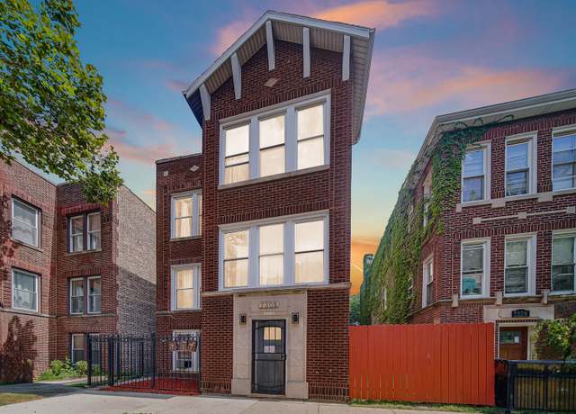 Property at 7305 S Yates Blvd, Chicago, IL 60649, 11 beds, 3 baths