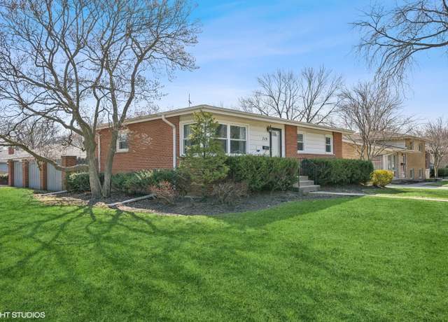 Property at 719 N Prospect Manor Ave, Mount Prospect, IL 60056, 3 beds, 1.5 baths
