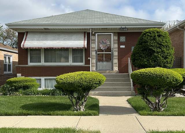 Property at 7140 W 64th St, Chicago, IL 60638, 3 beds, 1.5 baths