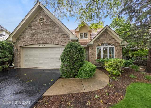 Property at 2260 Brookside Ct, Aurora, IL 60502, 3 beds, 2.5 baths
