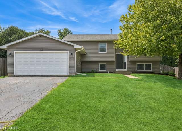 Property at 1015 Bonita Ln, Mchenry, IL 60050, 4 beds, 2 baths