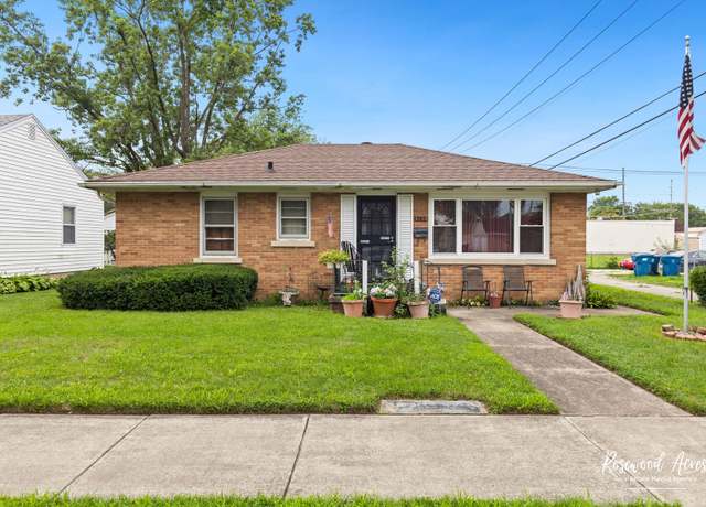 Property at 1351 S 5th Ave, Kankakee, IL 60901, 3 beds, 1 bath
