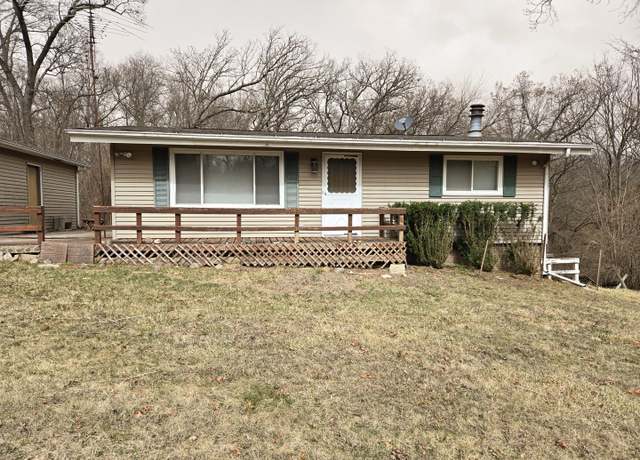 Property at 81 Indian Hills Dr, Putnam, IL 61560, 2 beds, 1 bath