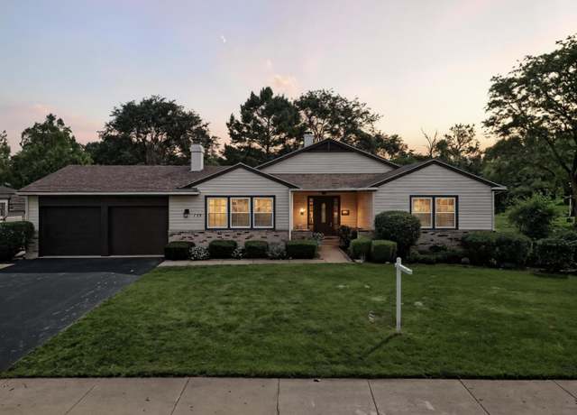 Property at 954 W Peregrine Dr, Palatine, IL 60067, 4 beds, 2.5 baths