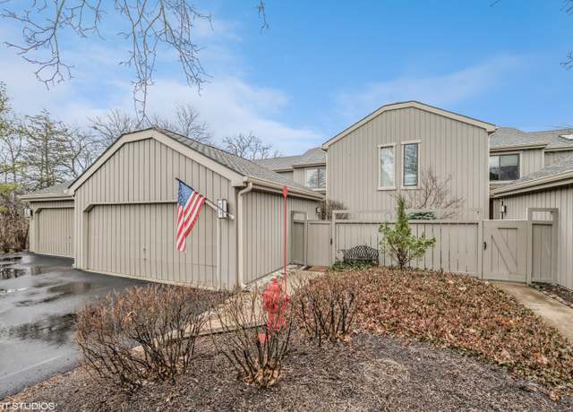 Property at 220 N Bluff Ct #0, Lake Barrington, IL 60010, 3 beds, 3 baths
