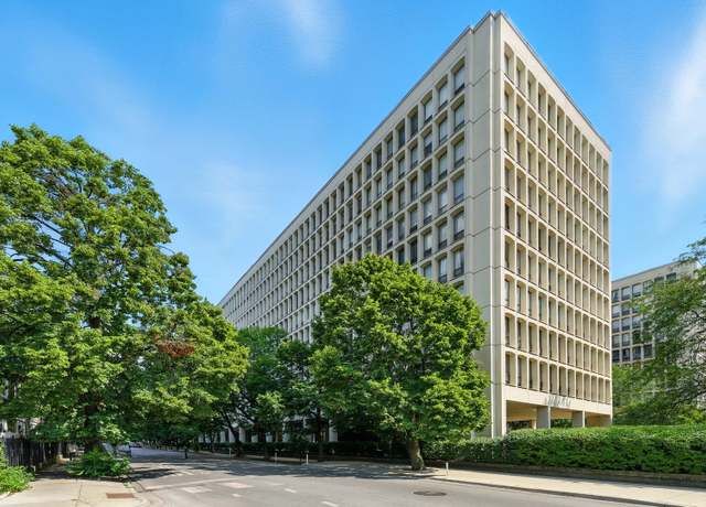 Property at 1400 E 55th Pl Unit 1010S, Chicago, IL 60637, 1 bath