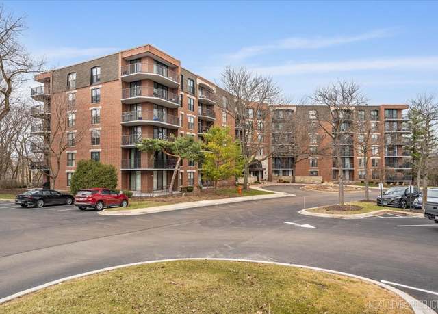 Property at 511 Aurora Ave #518, Naperville, IL 60540, 2 beds, 2 baths