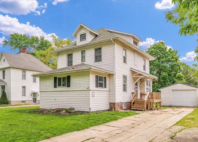 Property at 653 S Washington St, Paxton, IL 60957, 4 beds, 2 baths