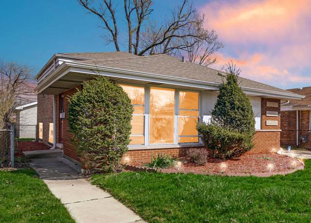 Property at 14627 Kimbark Ave S, Dolton, IL 60419, 3 beds, 1.5 baths