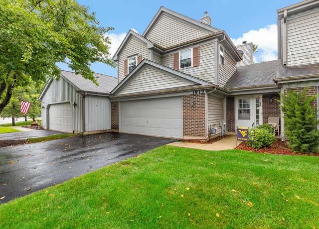 Property at 1919 Prentiss Dr, Downers Grove, IL 60516, 3 beds, 2.5 baths