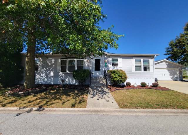Property at 1185 Ash Ct, Manteno, IL 60950, 3 beds, 2 baths