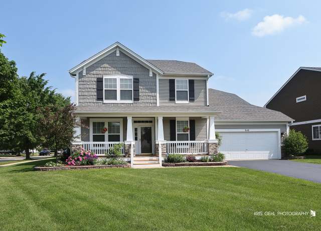 Property at 848 Timber Lake Dr, Antioch, IL 60002, 4 beds, 3.5 baths