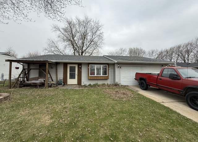 Property at 949 Mosby Ct, Joliet, IL 60431, 3 beds, 1.5 baths