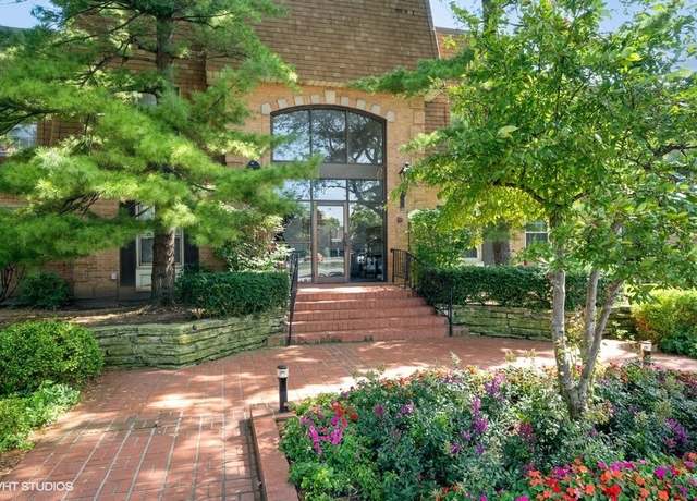 Property at 1220 Park Ave W #110, Highland Park, IL 60035, 2 beds, 2 baths