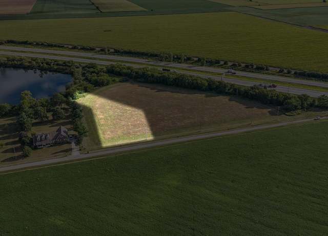 Property at 10 Moss Dr, Farmer City, IL 61842