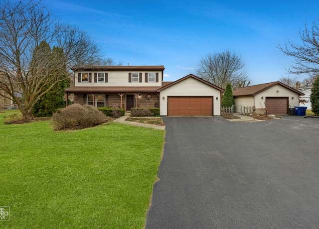 Property at 4N535 Foxfield Dr, St. Charles, IL 60175, 4 beds, 2.5 baths