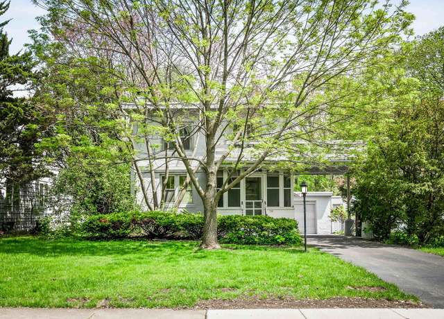Property at 710 Normal Ave, Normal, IL 61761, 3 beds, 1.5 baths