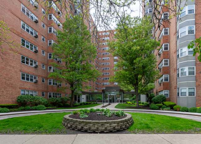 Property at 4960 N Marine Dr #1012, Chicago, IL 60640, 1 bed, 1 bath