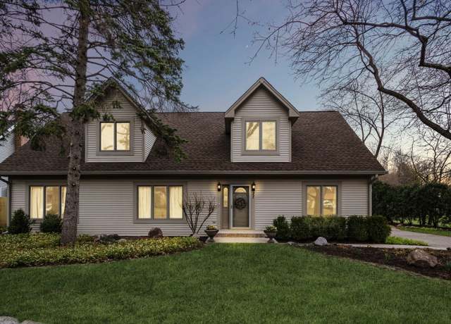 Property at 27 S Leonard Rd, Palatine, IL 60074, 6 beds, 4 baths