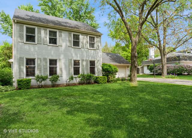 Property at 6S475 Sussex Rd, Naperville, IL 60540, 4 beds, 2.5 baths