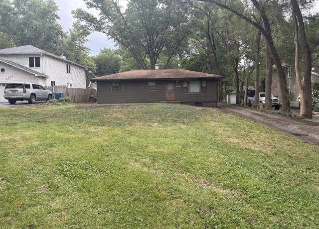 Property at 6205 Belmont Rd, Downers Grove, IL 60516, 3 beds, 2 baths
