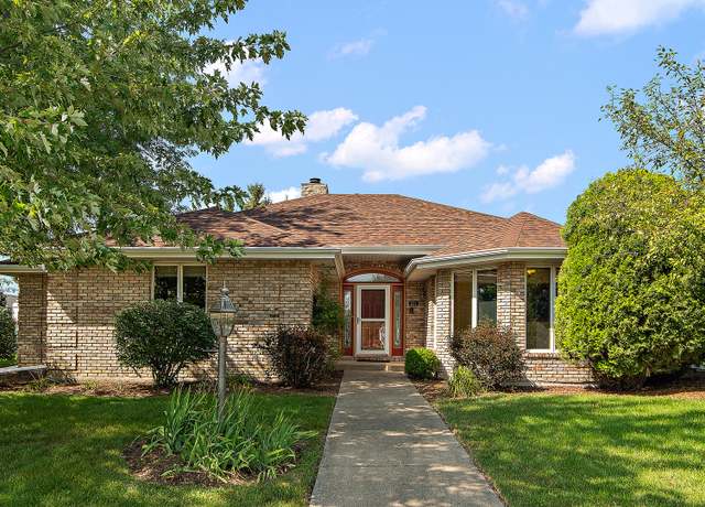 Property at 631 Holtz St, Manteno, IL 60950, 4 beds, 3 baths
