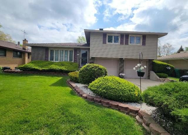 Property at 17227 70th Ave, Tinley Park, IL 60477, 4 beds, 2.5 baths