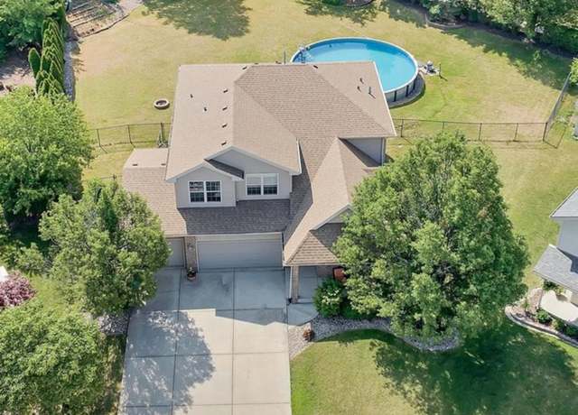 Property at 8057 W Duane Dr, Frankfort, IL 60423, 4 beds, 2.5 baths