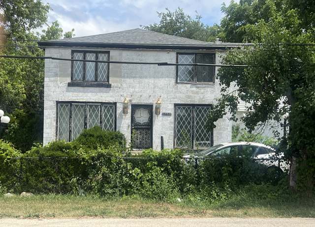 Property at 13631 S Springfield Ave, Robbins, IL 60472, 3 beds, 0.5 baths