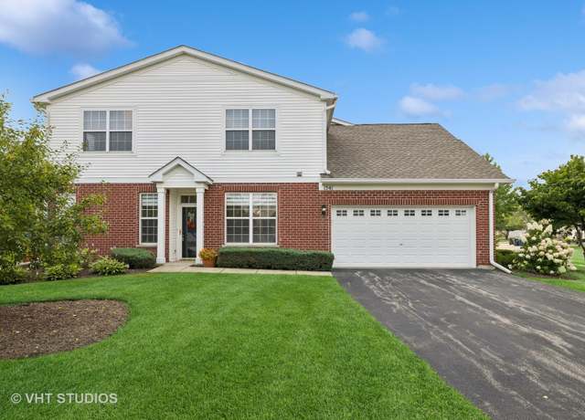 Property at 1541 Matthew Dr #1, Algonquin, IL 60102, 2 beds, 2 baths