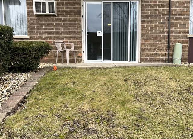 Property at 3415 83rd St Unit E4, Woodridge, IL 60517, 2 beds, 1.5 baths