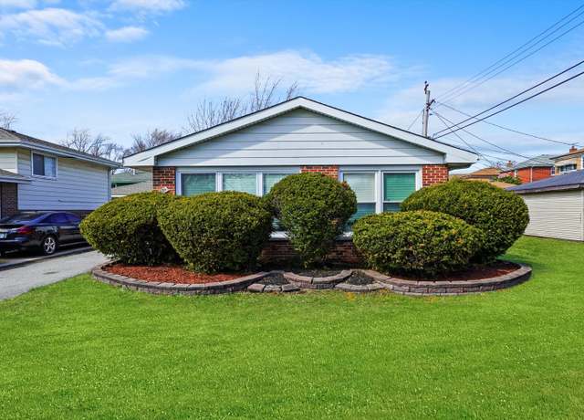 Property at 1138 E 151st St, Dolton, IL 60419, 3 beds, 1.5 baths