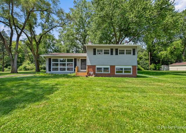 Property at 4421 Elmleaf Dr, Mchenry, IL 60051, 3 beds, 1 bath