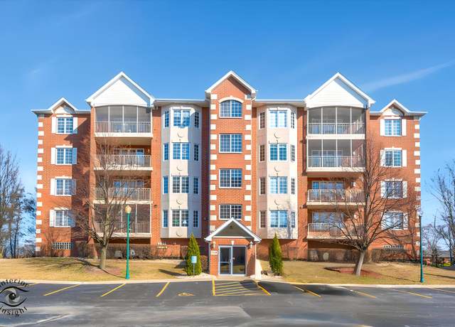 Property at 7728 Greenway Blvd Unit 3SW, Tinley Park, IL 60487, 2 beds, 2 baths