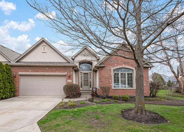 Property at 8720 Berkley Ct, Orland Park, IL 60462, 2 beds, 2.5 baths