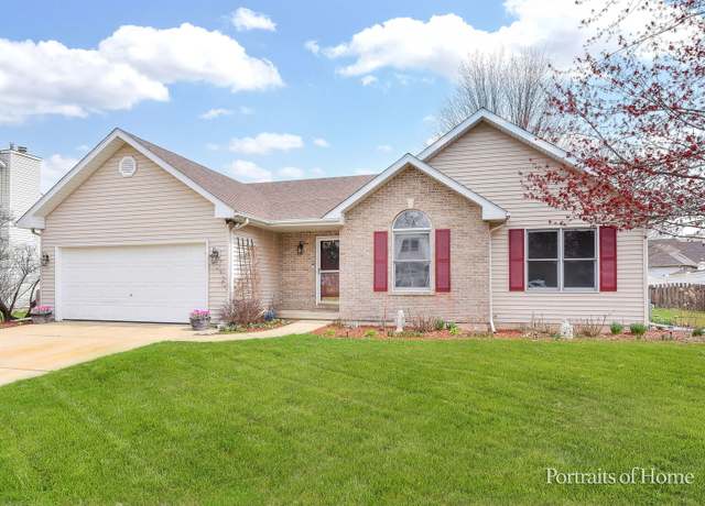 Property at 574 W Barberry Cir, Yorkville, IL 60560, 3 beds, 2 baths