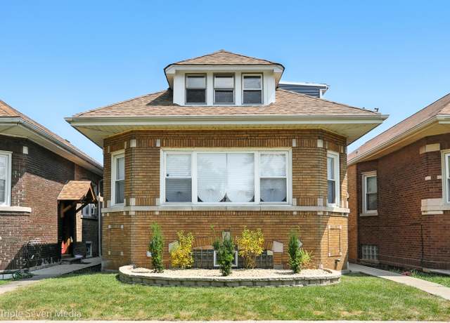 Property at 9439 S May St, Chicago, IL 60620, 5 beds, 4 baths