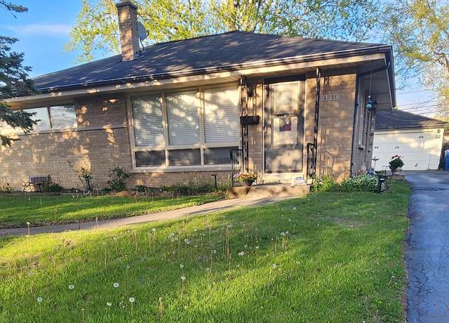 Property at 2231 Walnut St, Waukegan, IL 60087, 2 beds, 1 bath
