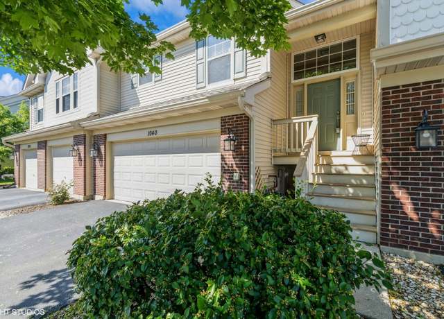 Property at 1040 Fairway Dr, Fox Lake, IL 60020, 2 beds, 2.5 baths